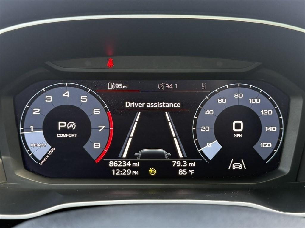 Audi Q3 Premium 40 TFSI quattro 2021