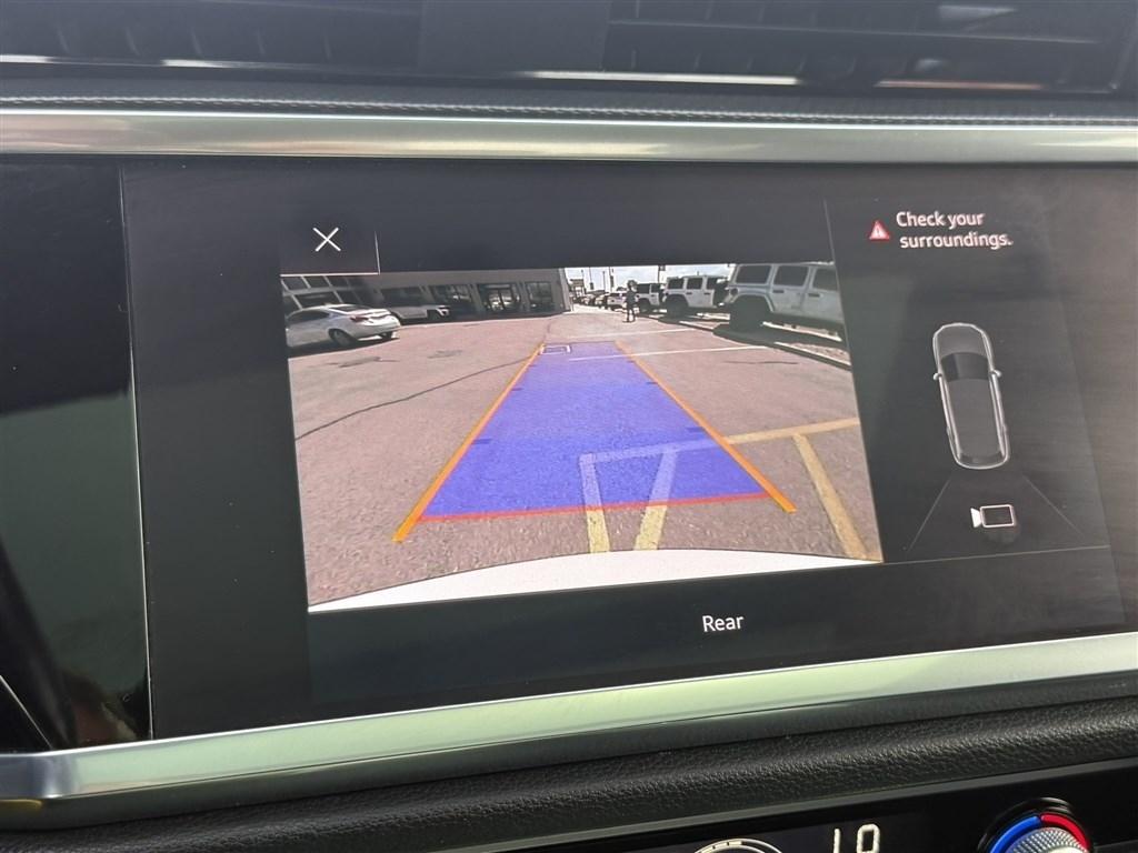 Audi Q3 Premium 40 TFSI quattro 2021