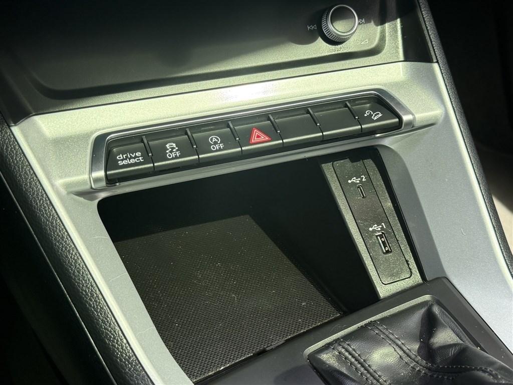Audi Q3 Premium 40 TFSI quattro 2021