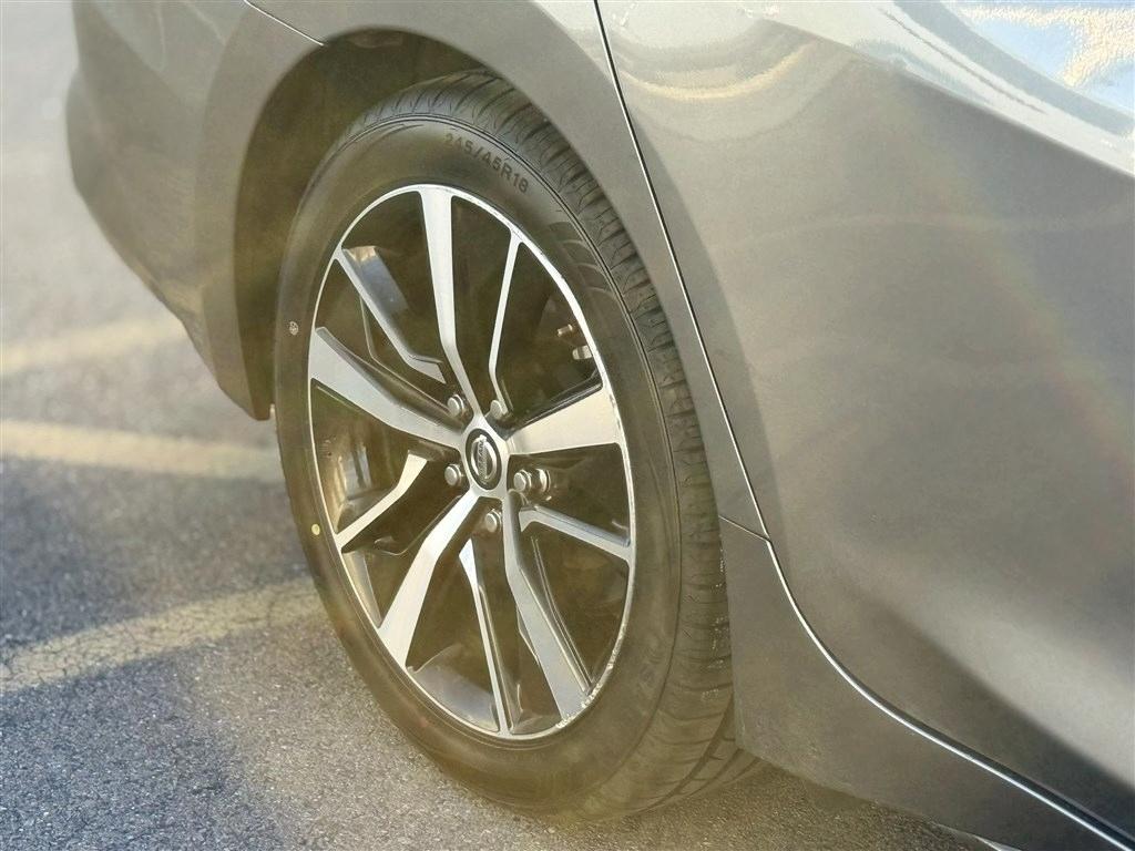 Nissan Maxima SV 2022