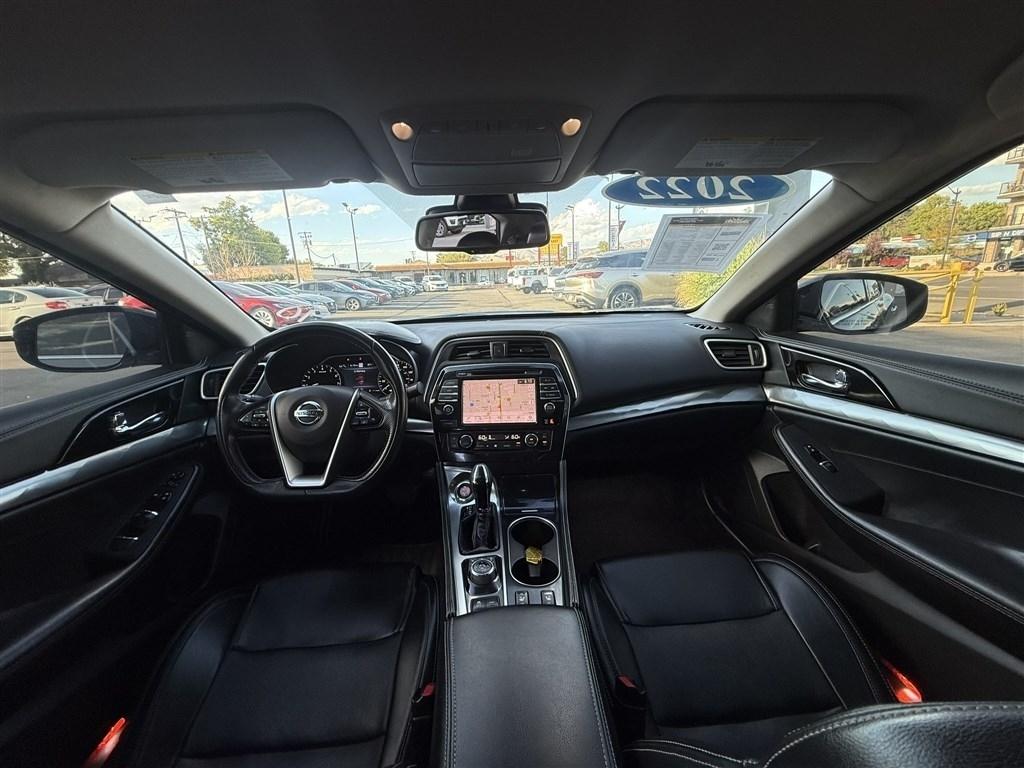 Nissan Maxima SV 2022