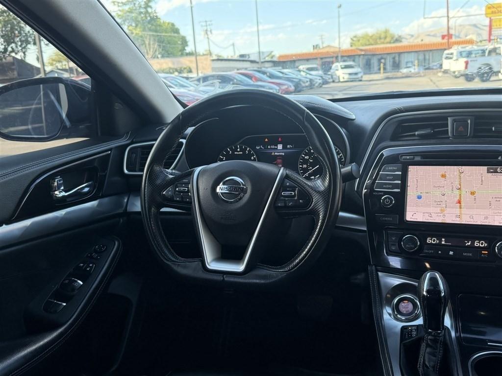 Nissan Maxima SV 2022