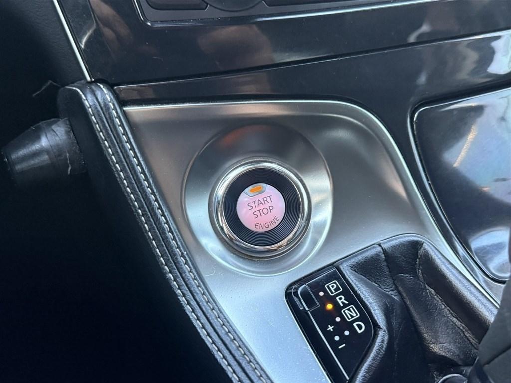 Nissan Maxima SV 2022