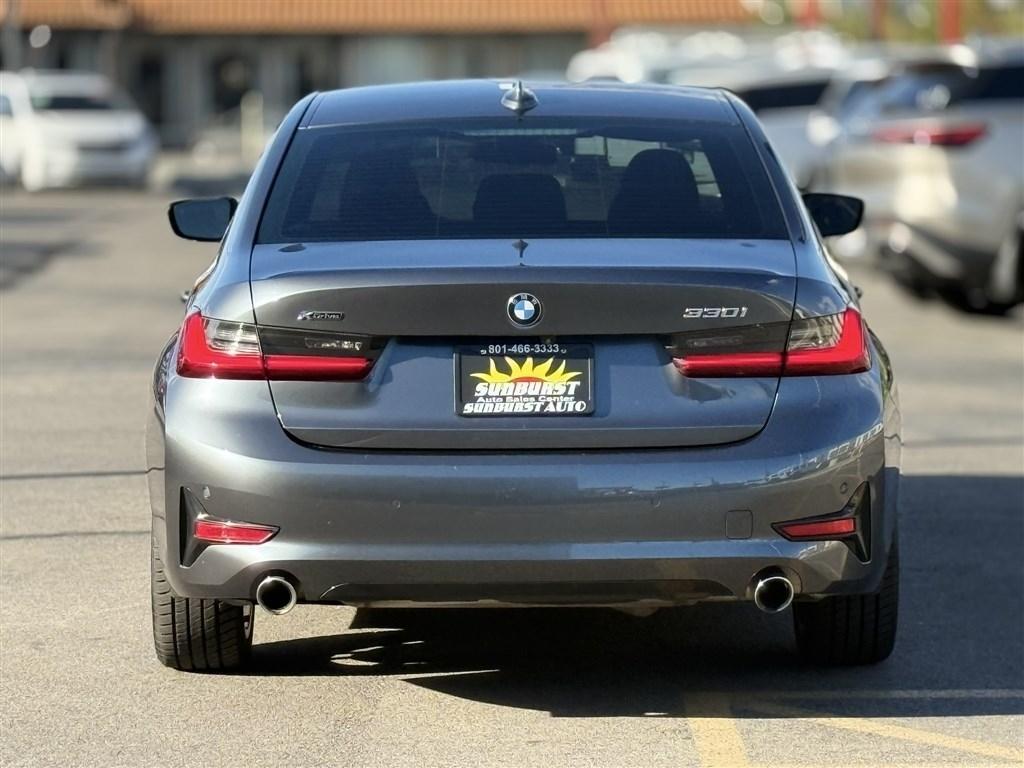 BMW 3 Series 330i xDrive Sedan 2021