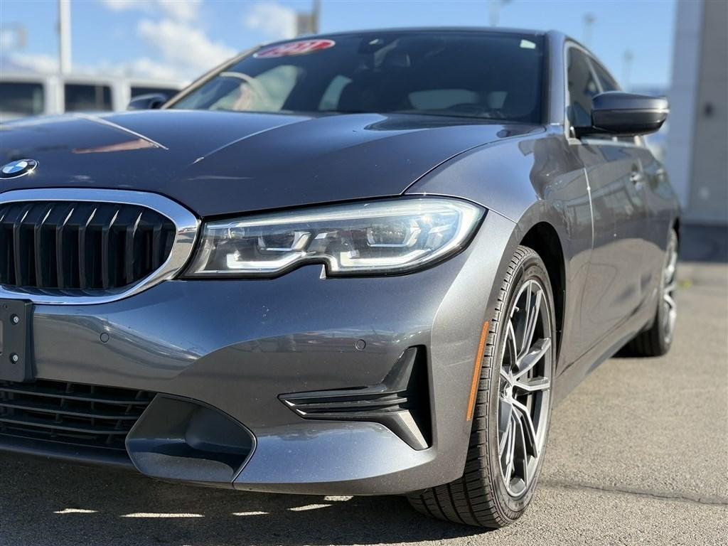 BMW 3 Series 330i xDrive Sedan 2021