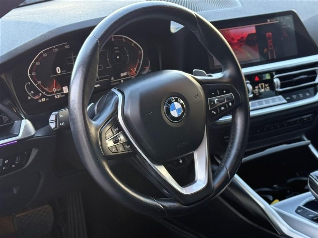 BMW 3 Series 330i xDrive Sedan 2021