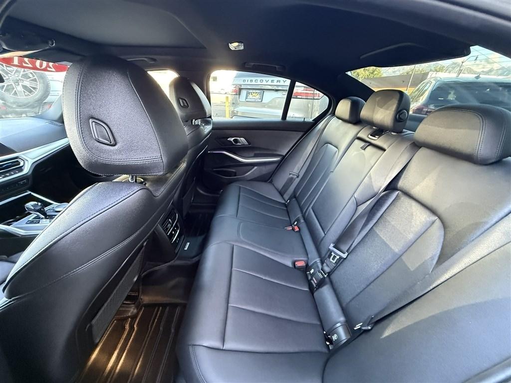 BMW 3 Series 330i xDrive Sedan 2021