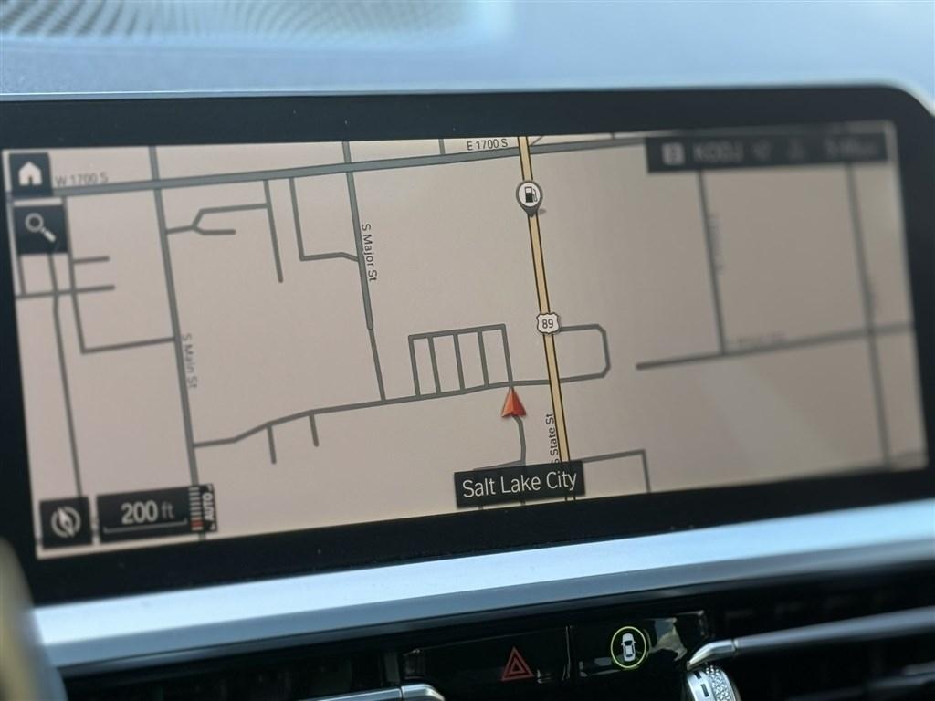 BMW 3 Series 330i xDrive Sedan 2021