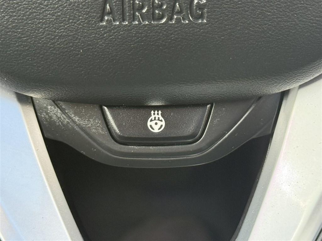 BMW 3 Series 330i xDrive Sedan 2021