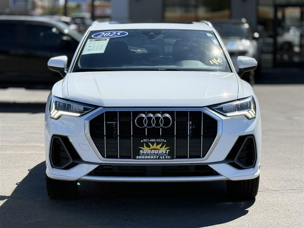 Audi Q3 S line Premium 45 TFSI quattro 2025