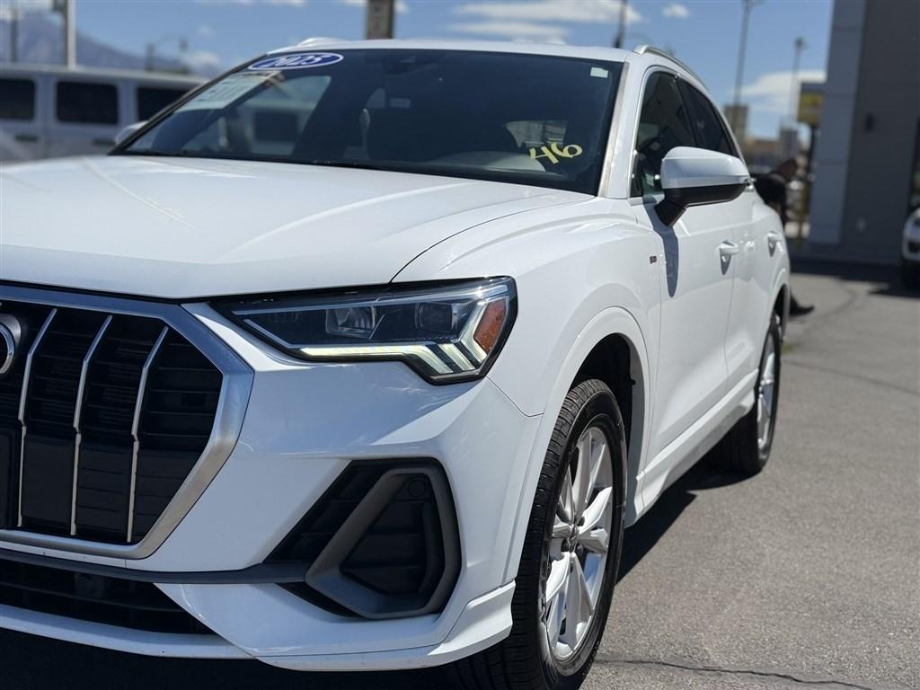 Audi Q3 S line Premium 45 TFSI quattro 2025