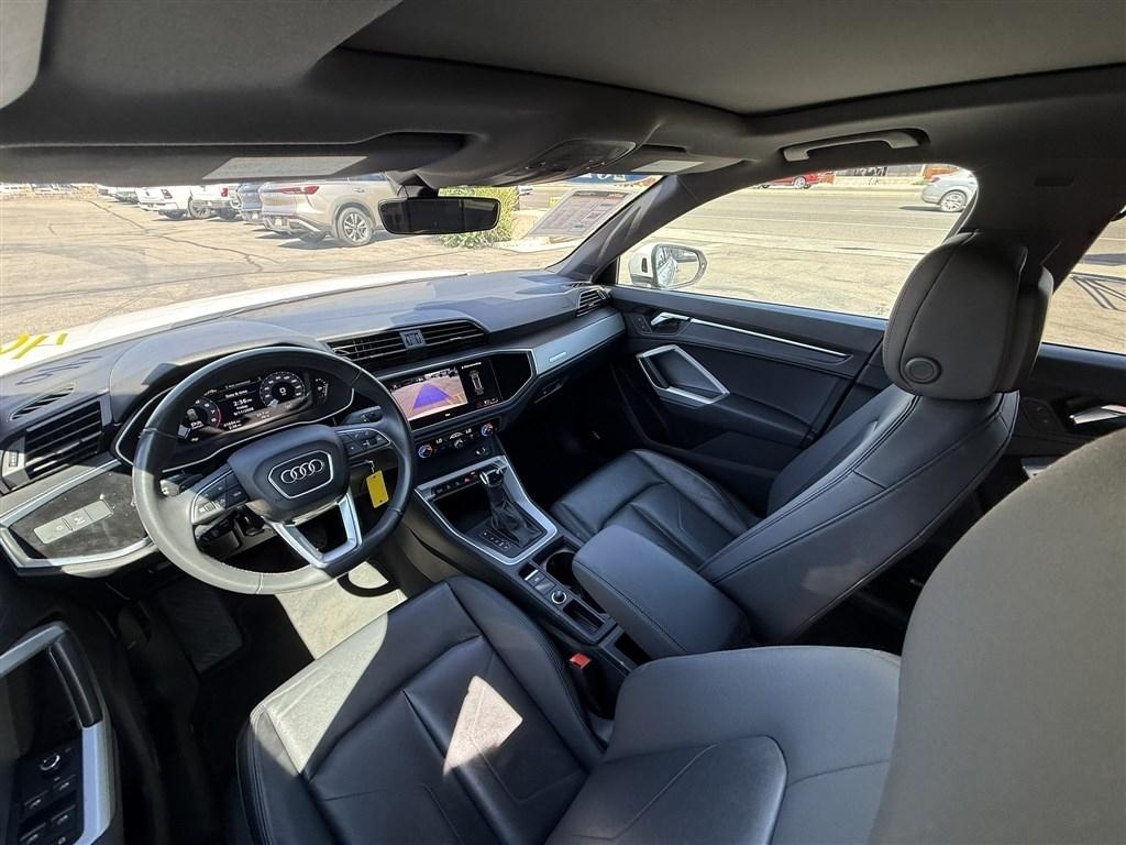 Audi Q3 S line Premium 45 TFSI quattro 2025