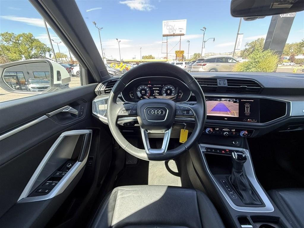 Audi Q3 S line Premium 45 TFSI quattro 2025