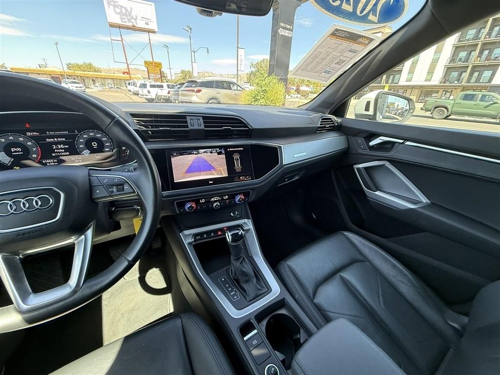 Audi Q3 S line Premium 45 TFSI quattro 2025