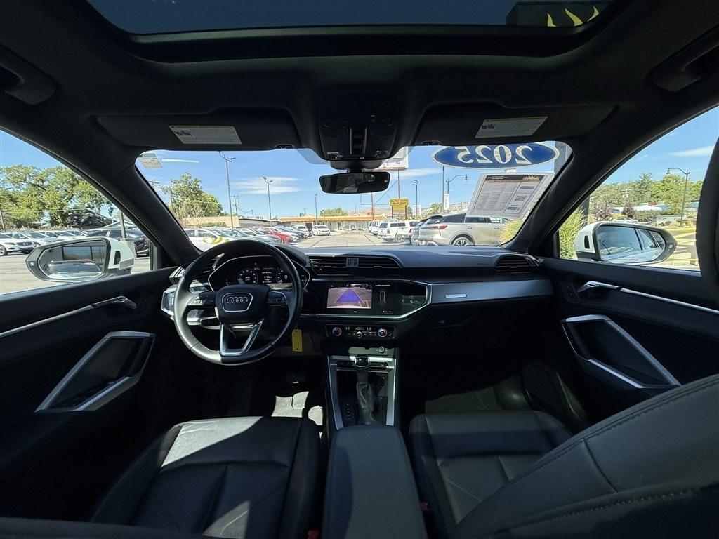 Audi Q3 S line Premium 45 TFSI quattro 2025