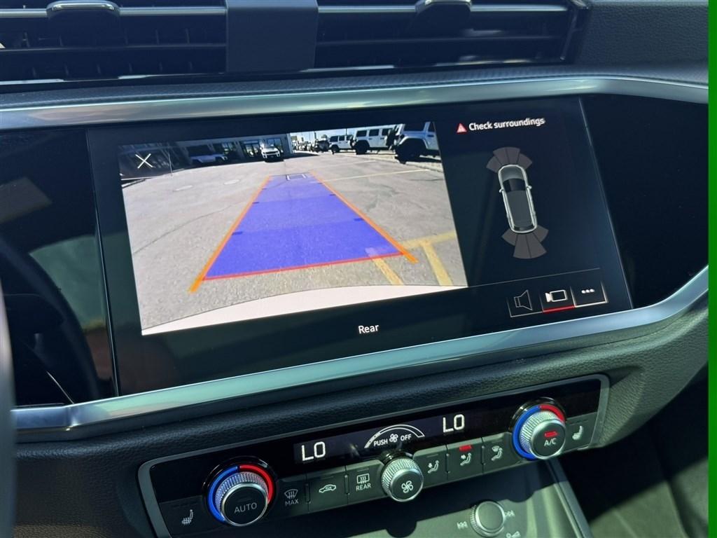 Audi Q3 S line Premium 45 TFSI quattro 2025
