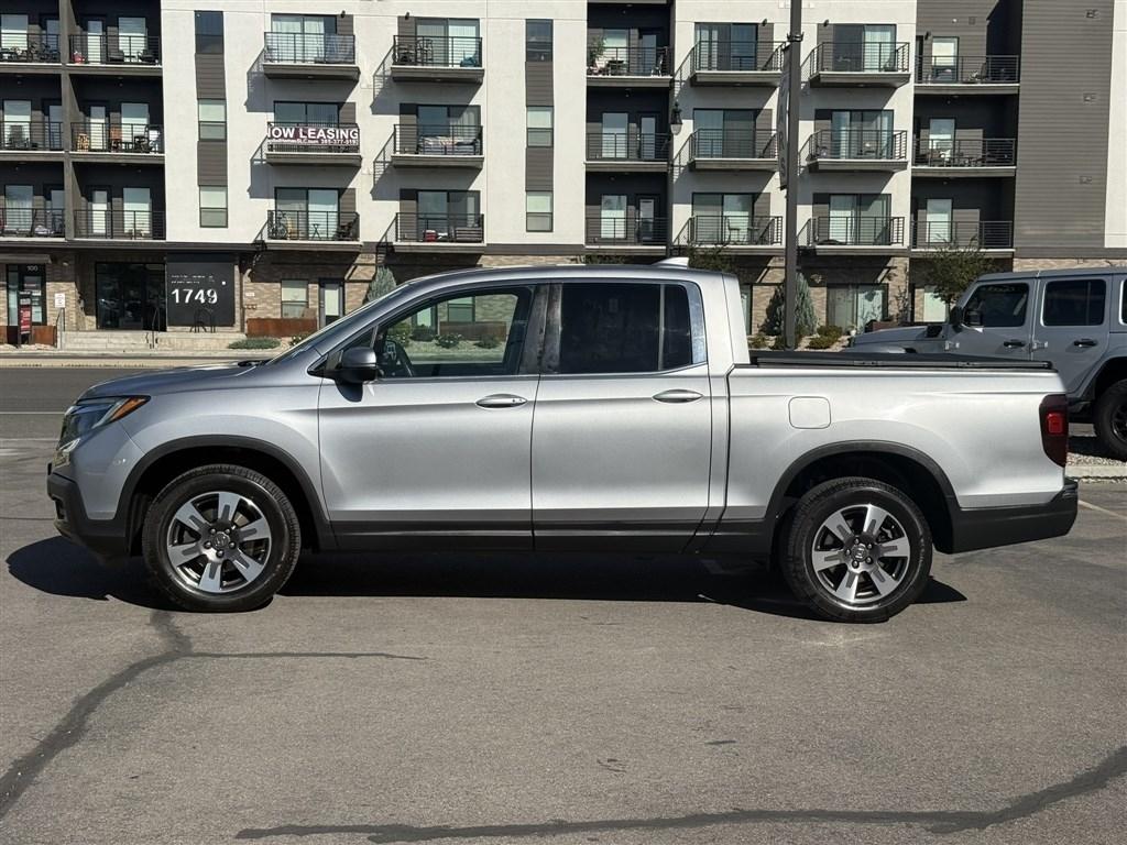 Honda Ridgeline RTL-T 4x4 Crew Cab 5.3' Bed 2017