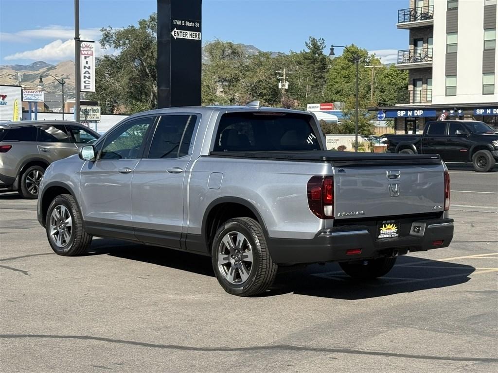 Honda Ridgeline RTL-T 4x4 Crew Cab 5.3' Bed 2017