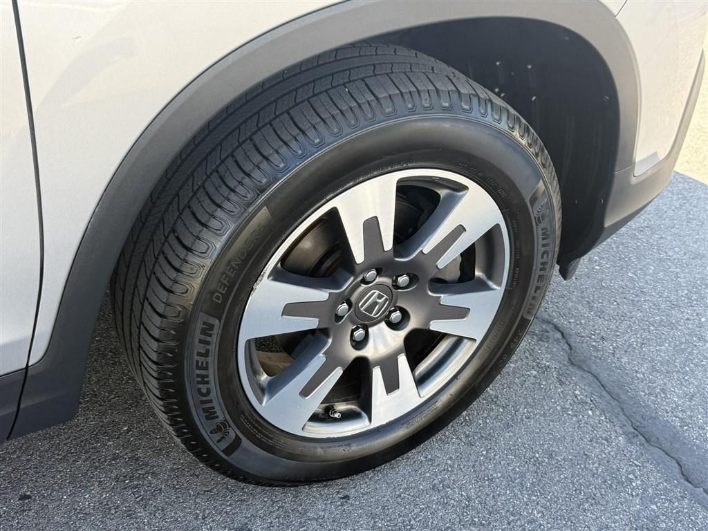 Honda Ridgeline RTL-T 4x4 Crew Cab 5.3' Bed 2017