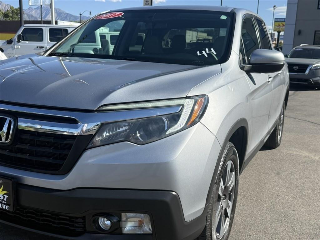 Honda Ridgeline RTL-T 4x4 Crew Cab 5.3' Bed 2017