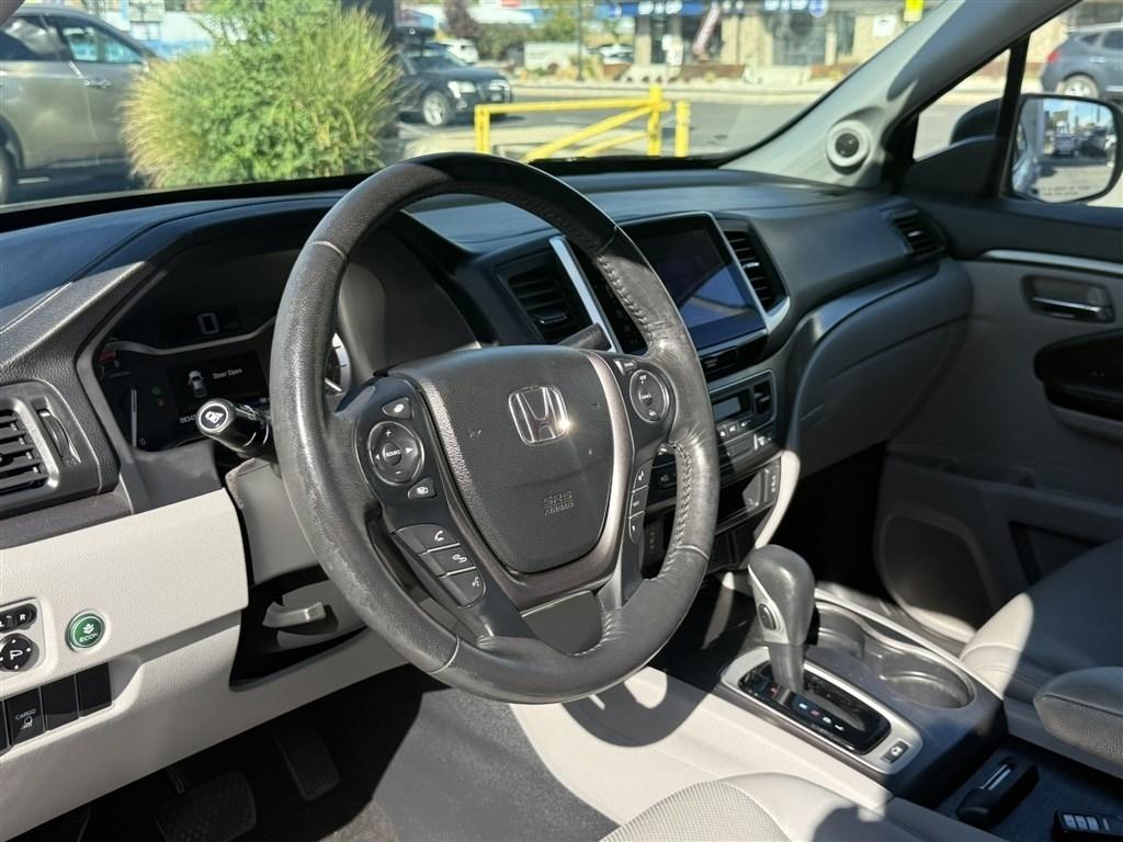 Honda Ridgeline RTL-T 4x4 Crew Cab 5.3' Bed 2017