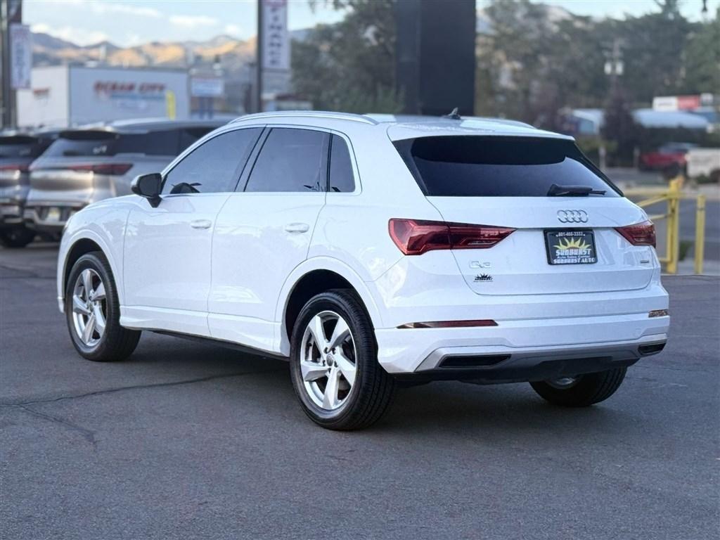 Audi Q3 Premium 45 TFSI quattro 2020