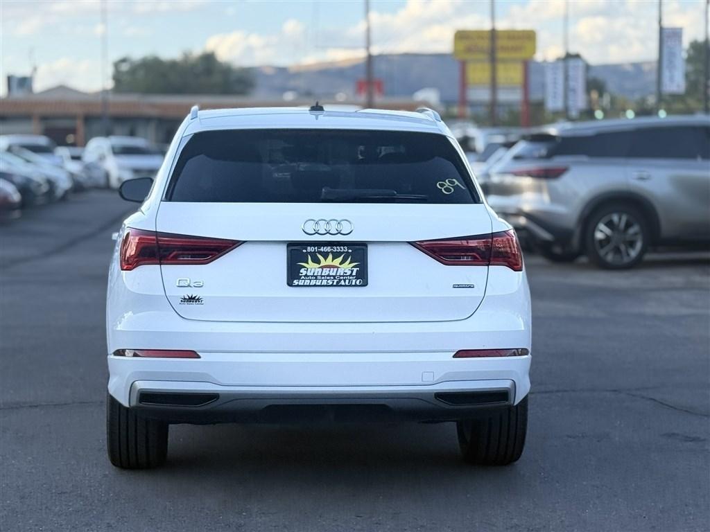 Audi Q3 Premium 45 TFSI quattro 2020