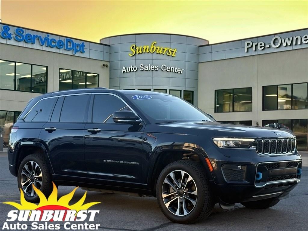 2023 Jeep Grand Cherokee 4xe Overland 4x4
