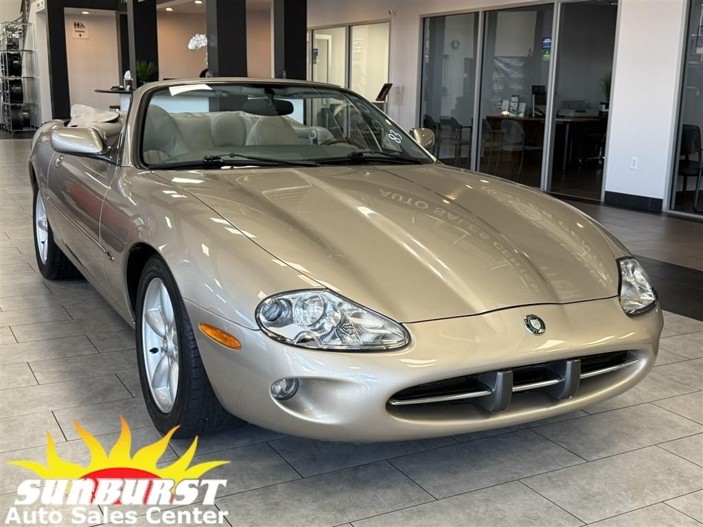 1998 Jaguar XK8 2dr Convertible