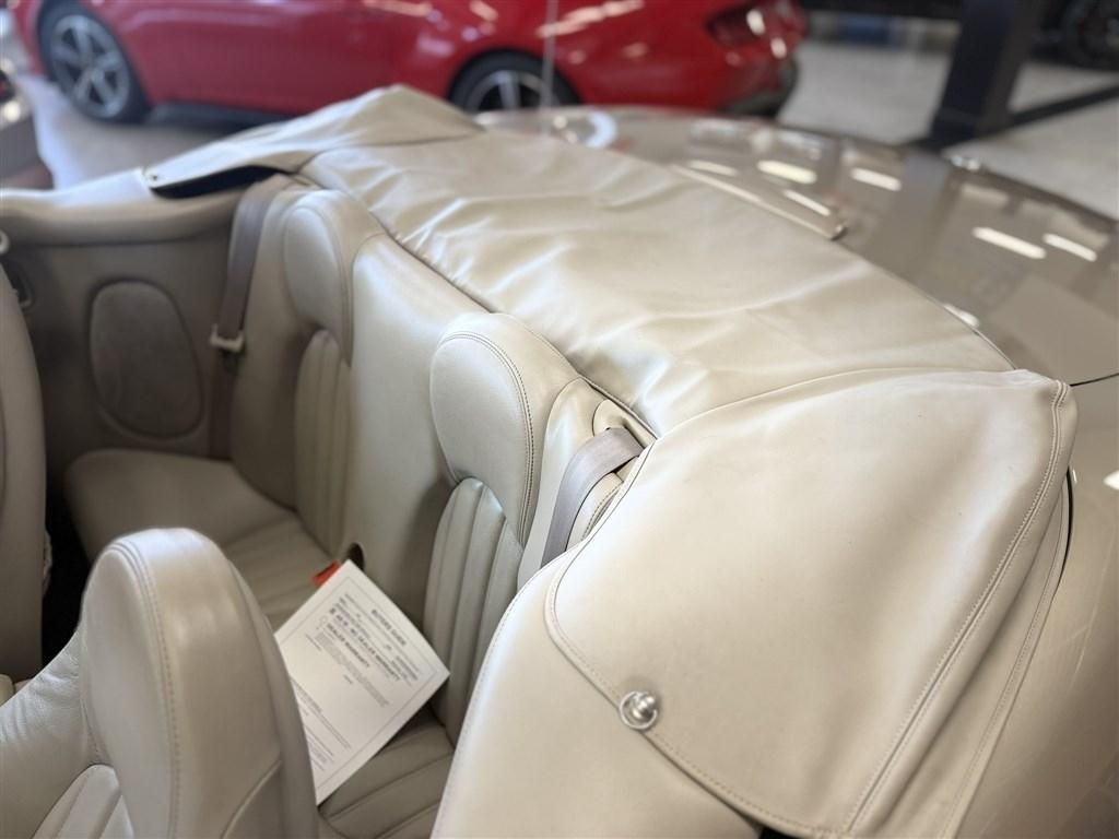 Jaguar XK8 Convertible 1998