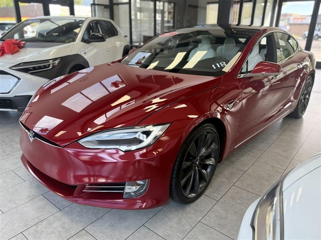 Tesla Model S  2017