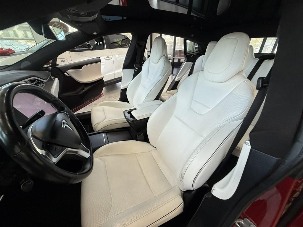 Tesla Model S  2017