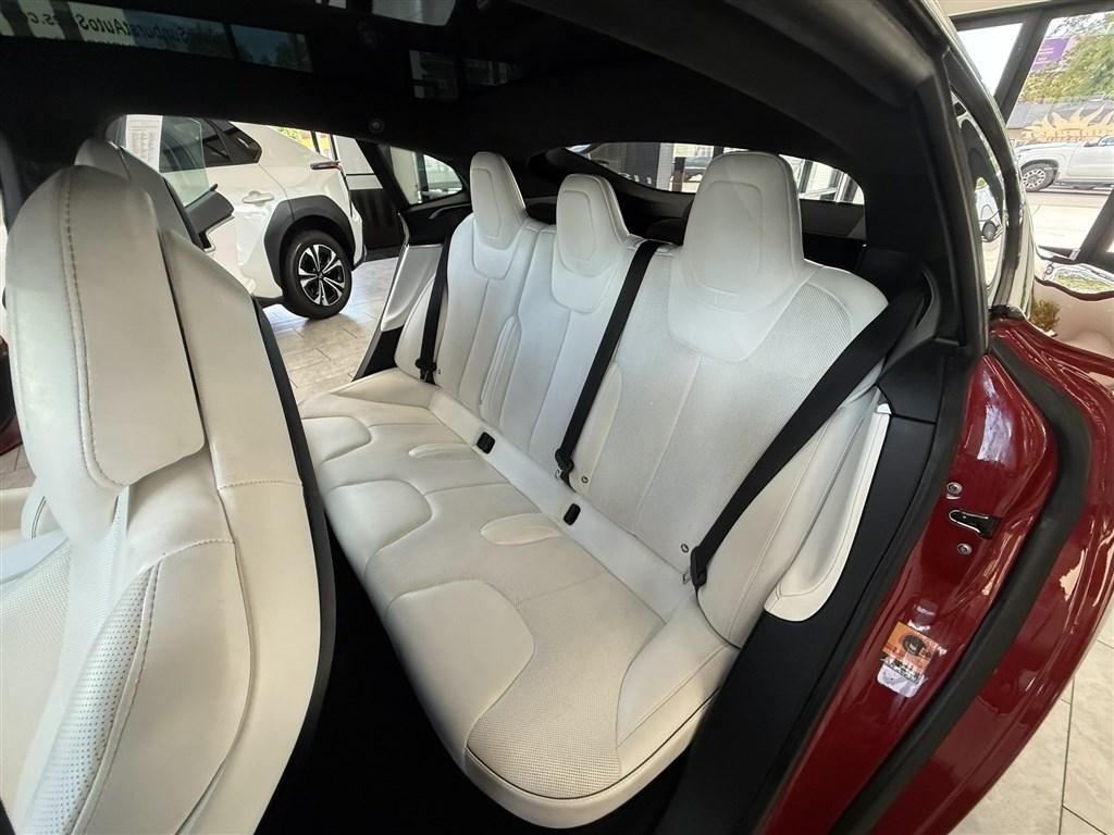 Tesla Model S  2017