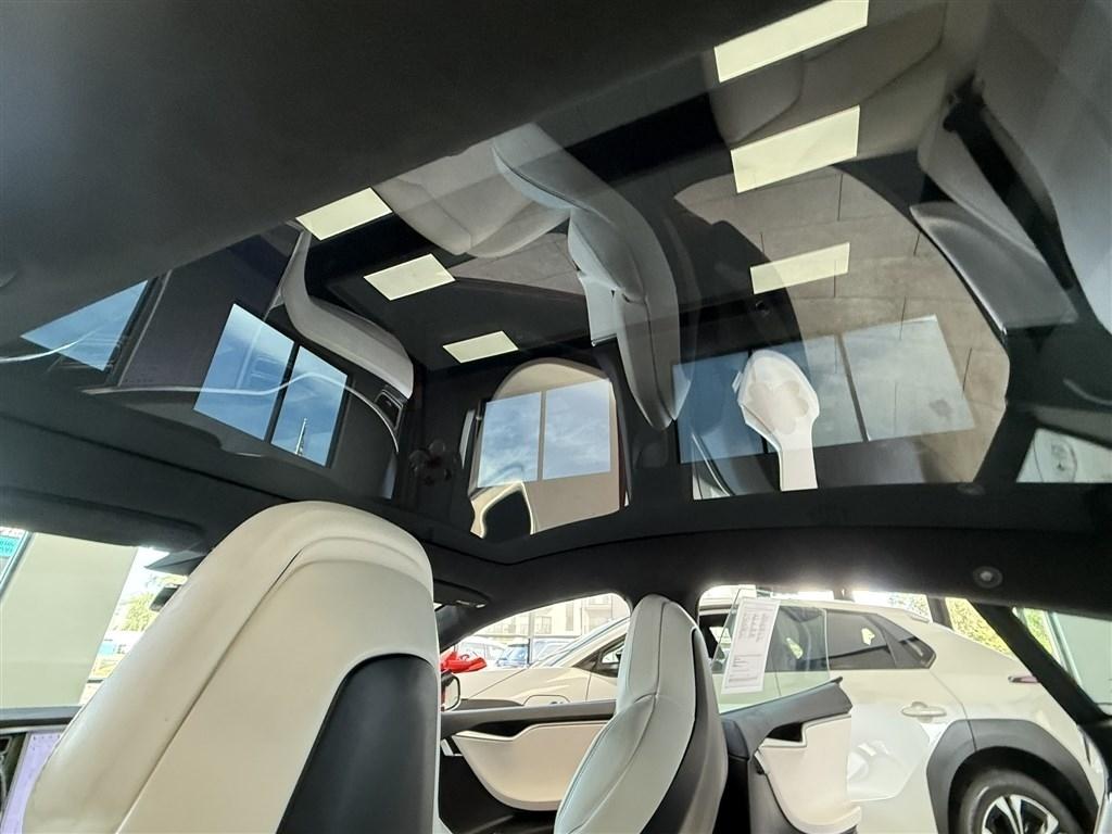 Tesla Model S  2017