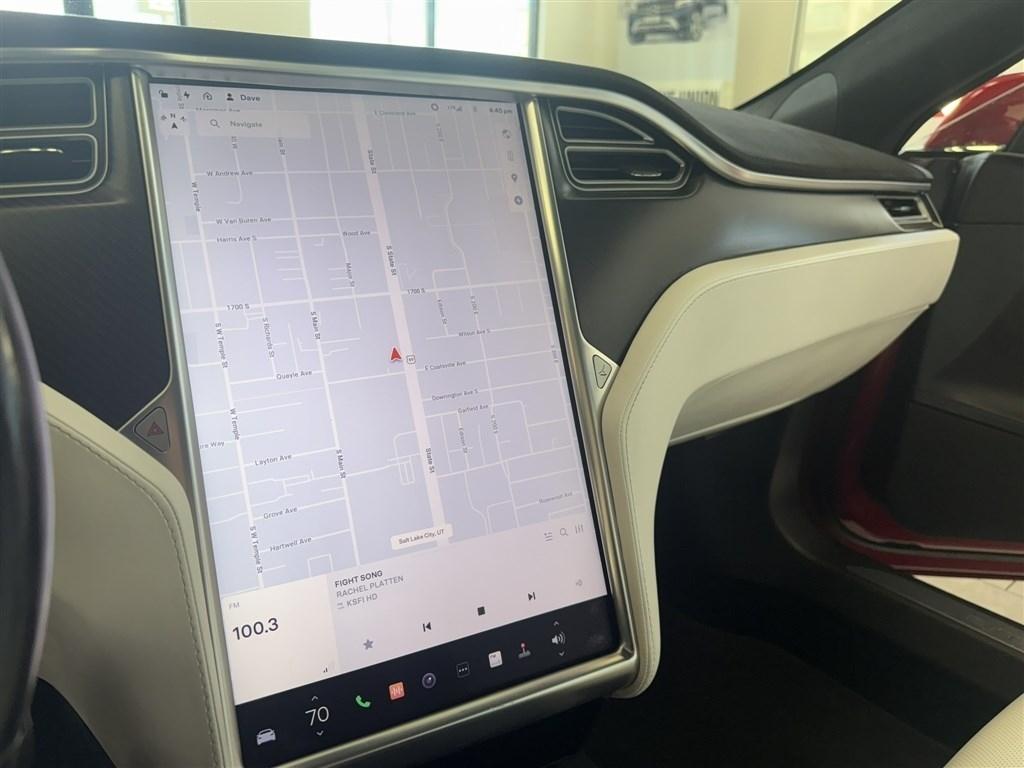 Tesla Model S  2017
