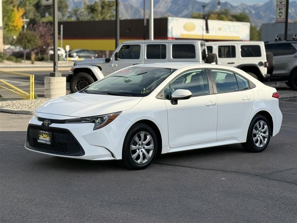 Toyota Corolla LE 2021