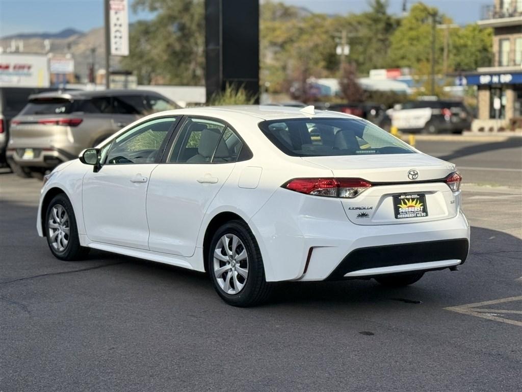 Toyota Corolla LE 2021