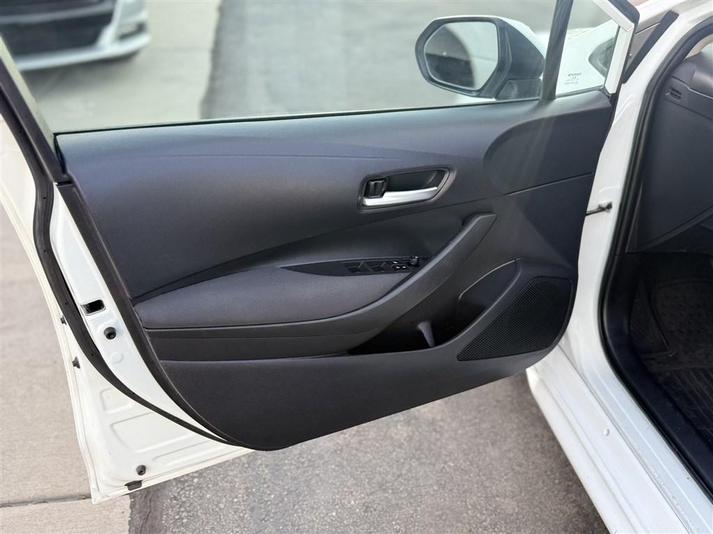 Toyota Corolla LE 2021