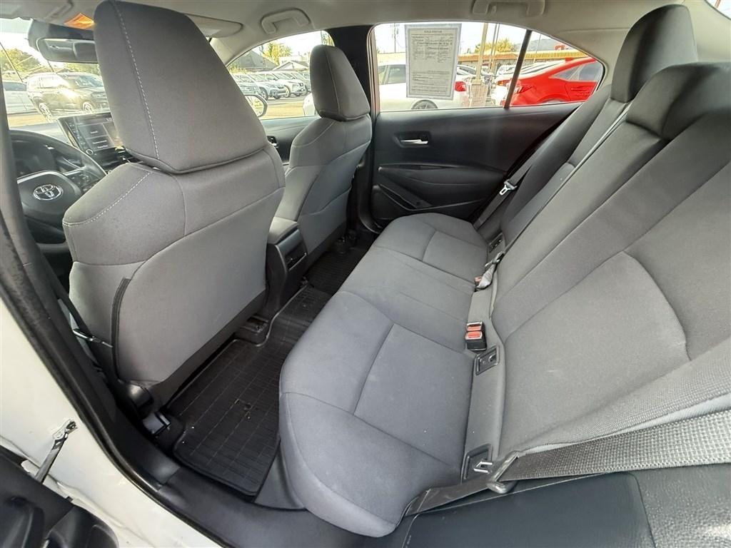 Toyota Corolla LE 2021