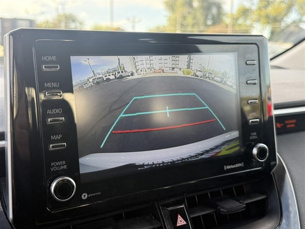 Toyota Corolla LE 2021