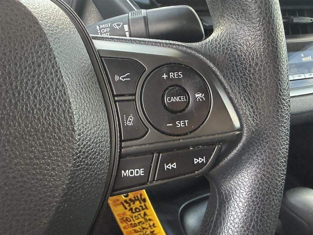 Toyota Corolla LE 2021