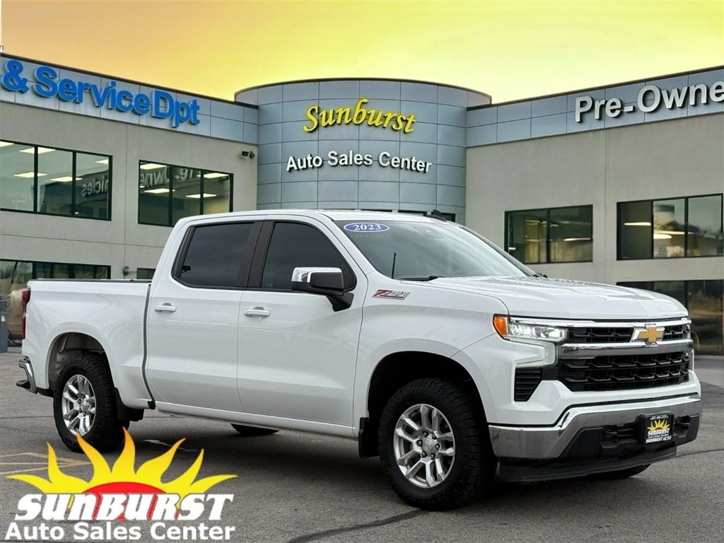 2023 Chevrolet Silverado 1500 4WD Crew Cab 147" LT w/1LT