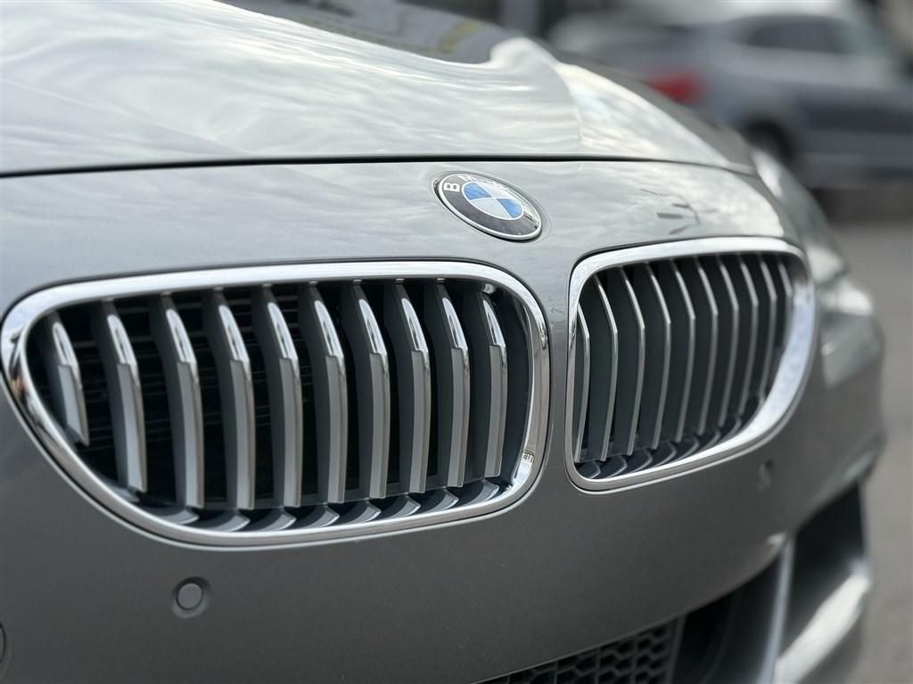 BMW 6 Series 2dr Cpe 650i xDrive 2012