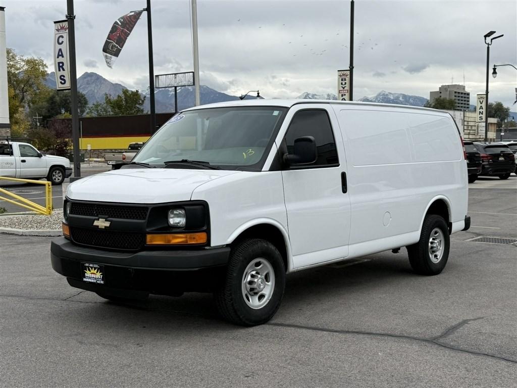 Chevrolet Express Cargo Van RWD 2500 135" 2015