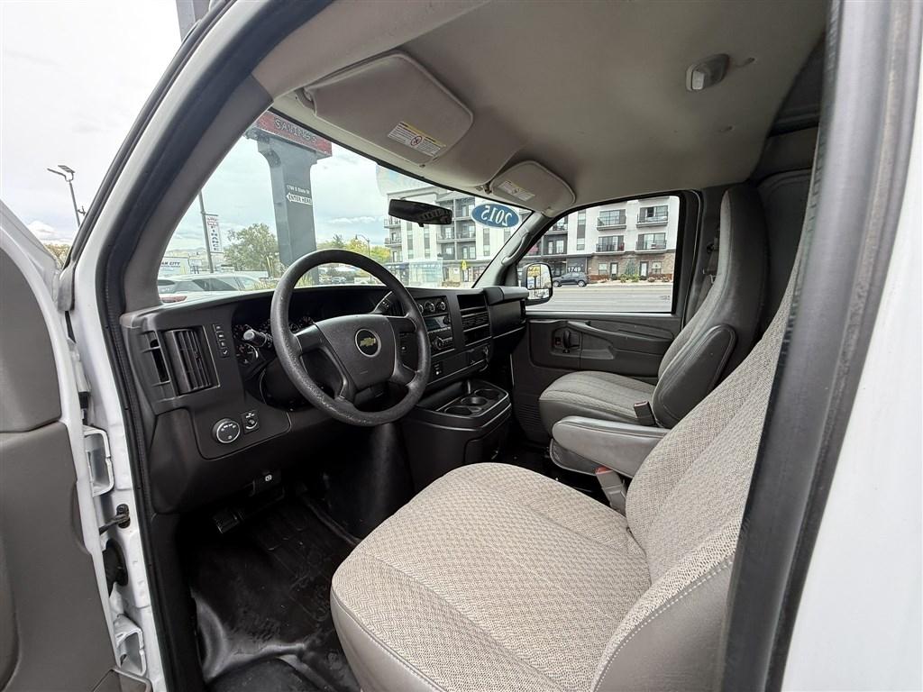 Chevrolet Express Cargo Van RWD 2500 135" 2015
