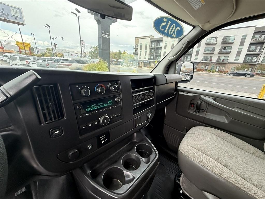 Chevrolet Express Cargo Van RWD 2500 135" 2015