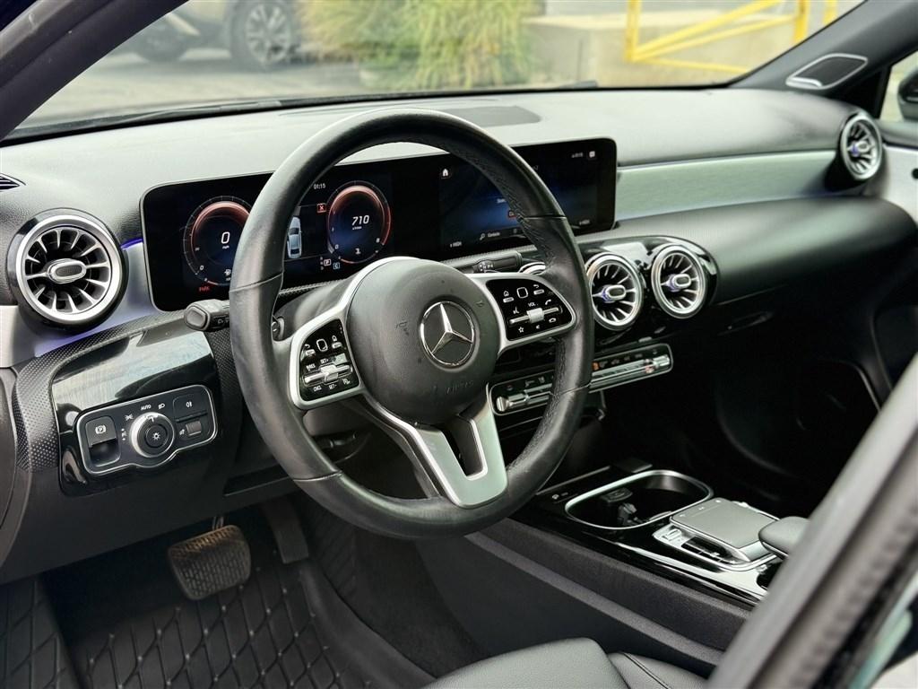 Mercedes-Benz A-Class A 220 4MATIC Sedan 2019