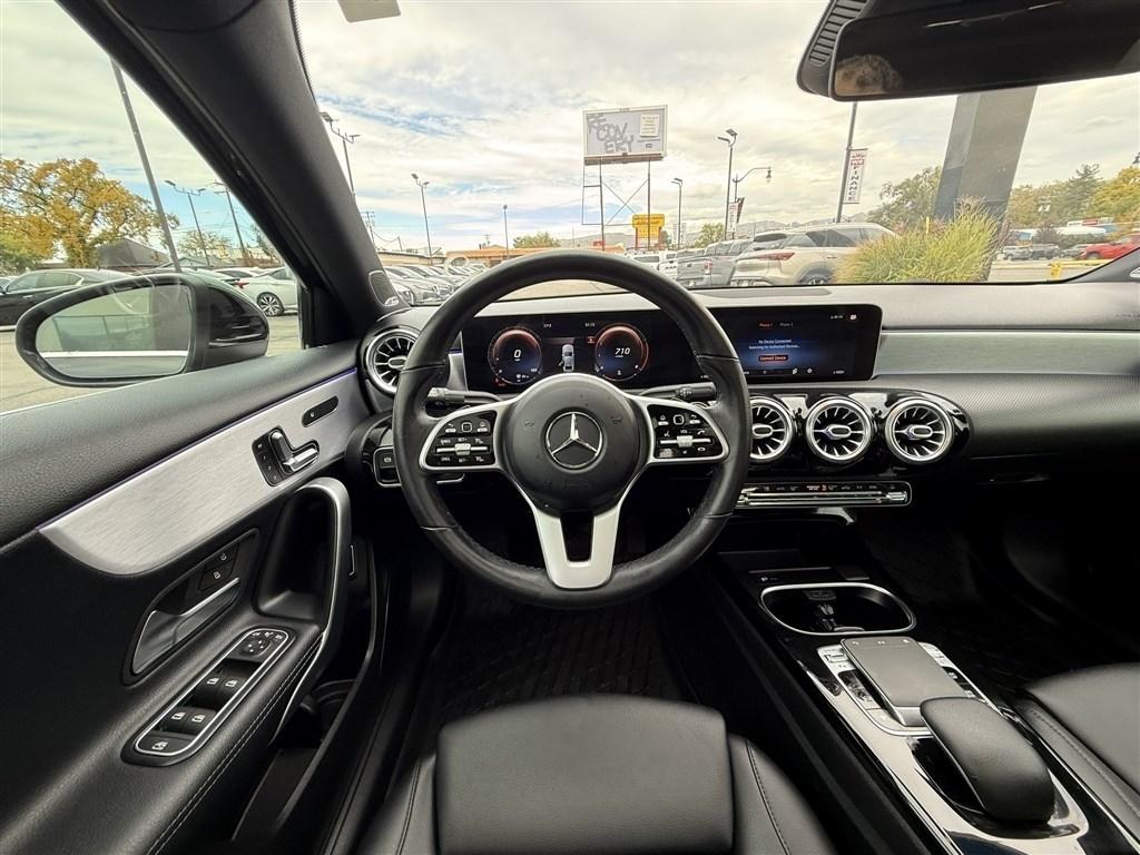 Mercedes-Benz A-Class A 220 4MATIC Sedan 2019