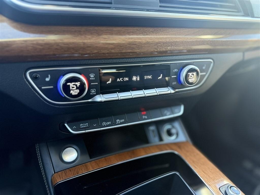 Audi Q5 S line Premium Plus 45 TFSI quattro 2022