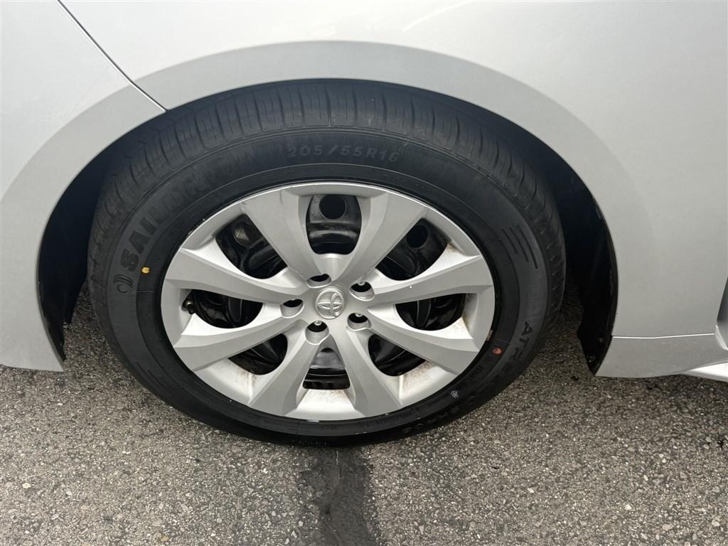 Toyota Corolla LE CVT (Natl) 2023